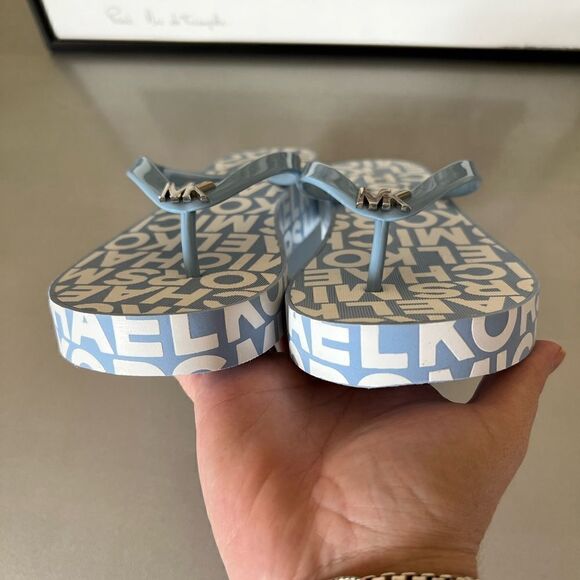 ‎Michael Kors Platform Flip Flops - Picture 8 of 12